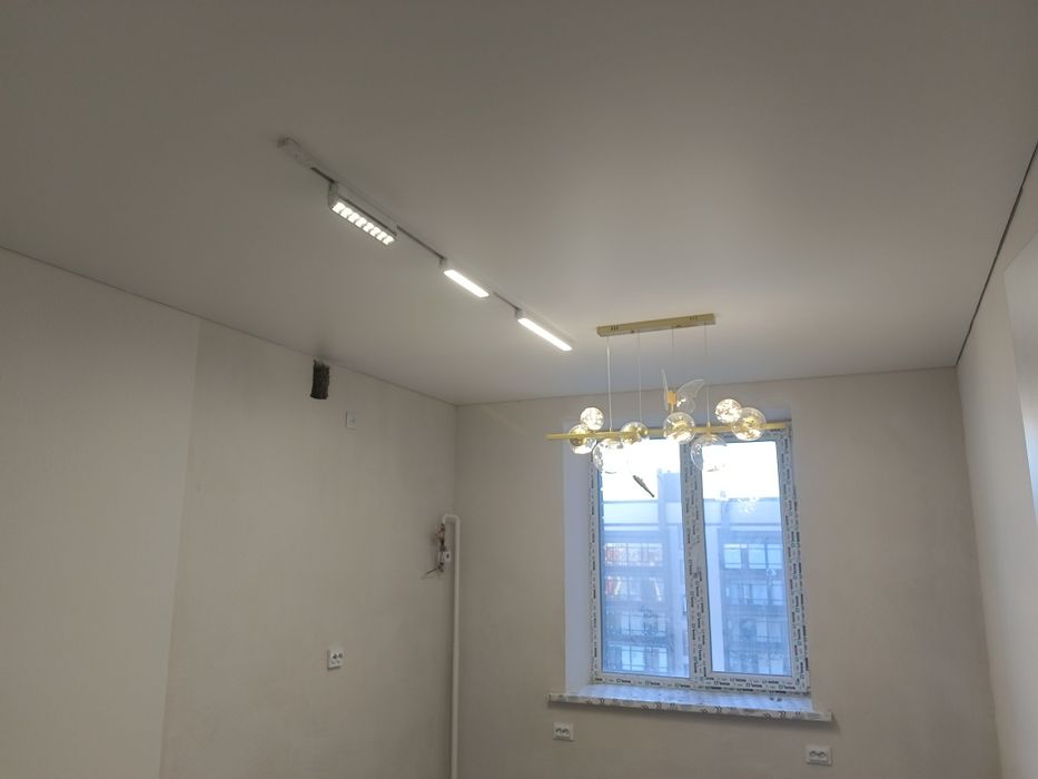 Натяжные потолки