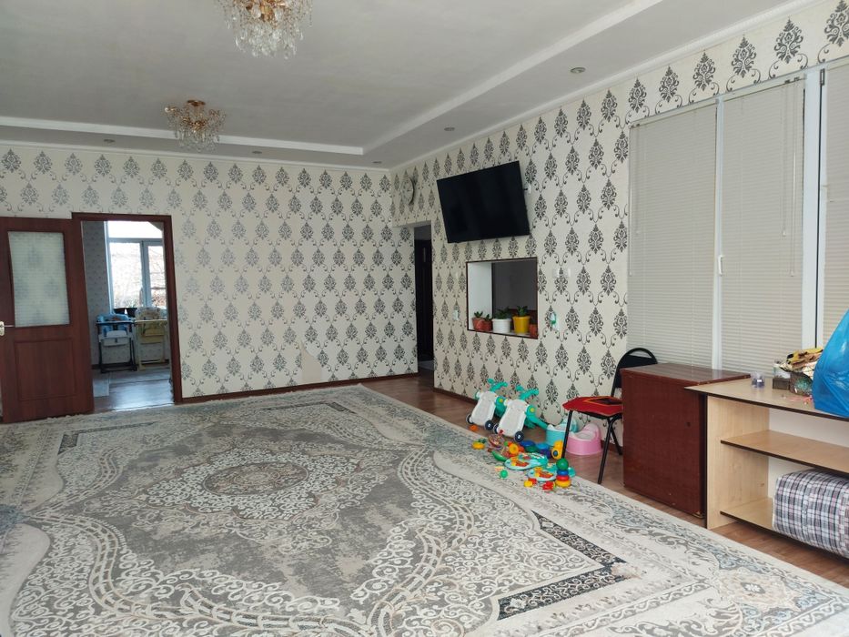 Тұрланда Екі этажды үй сатылады, Тез арада