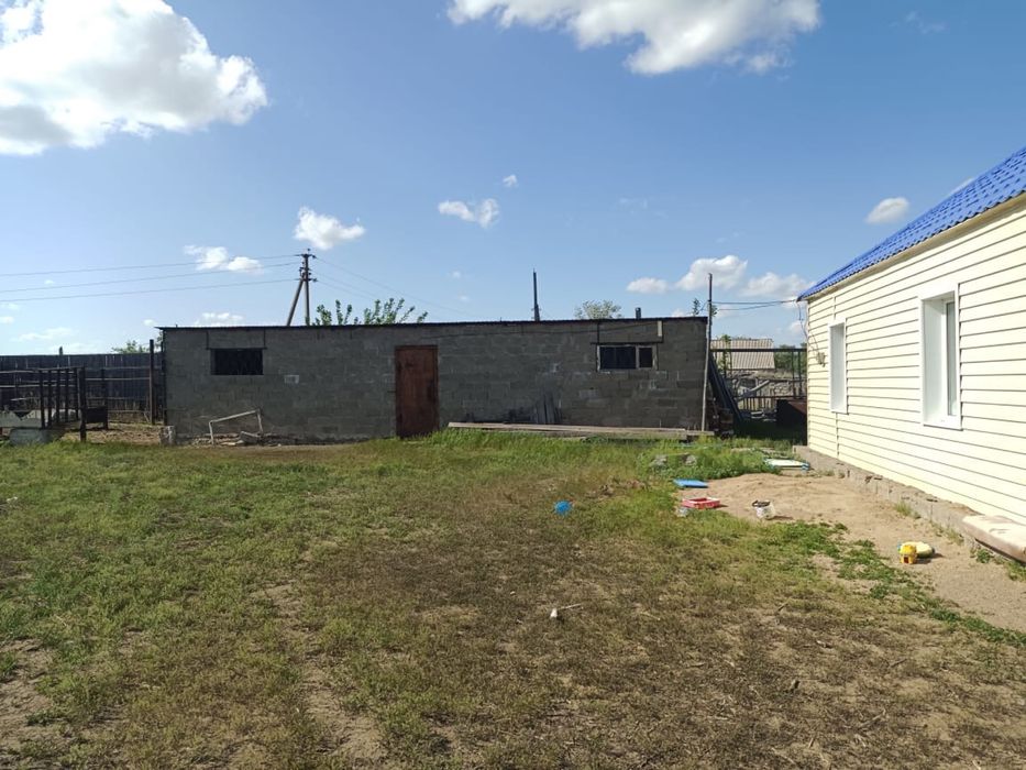 Продам дом в селе Айнаколь (Потанина)