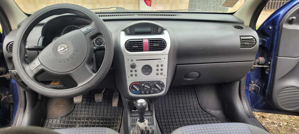 Vand opel corsa an 2003
