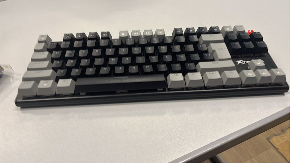 клавиатура xtrike me