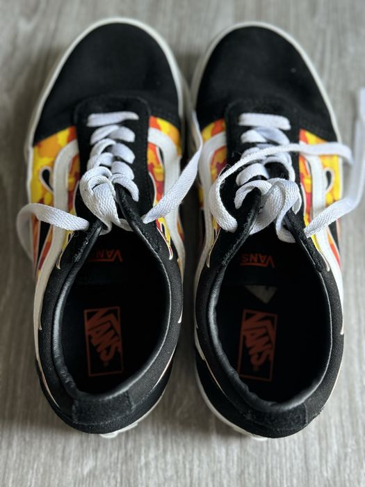 Tenisi Vans Flame marimea 38