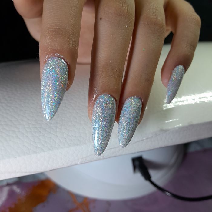 Маникюр и наращивание ногтей