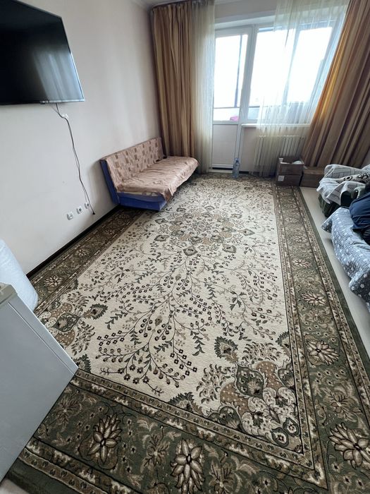 Продам ковер 5х3 за 45000 тг.