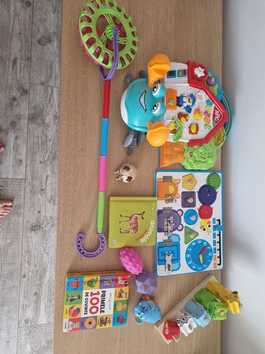 Lot jucarii bebelusi cărți puzzle