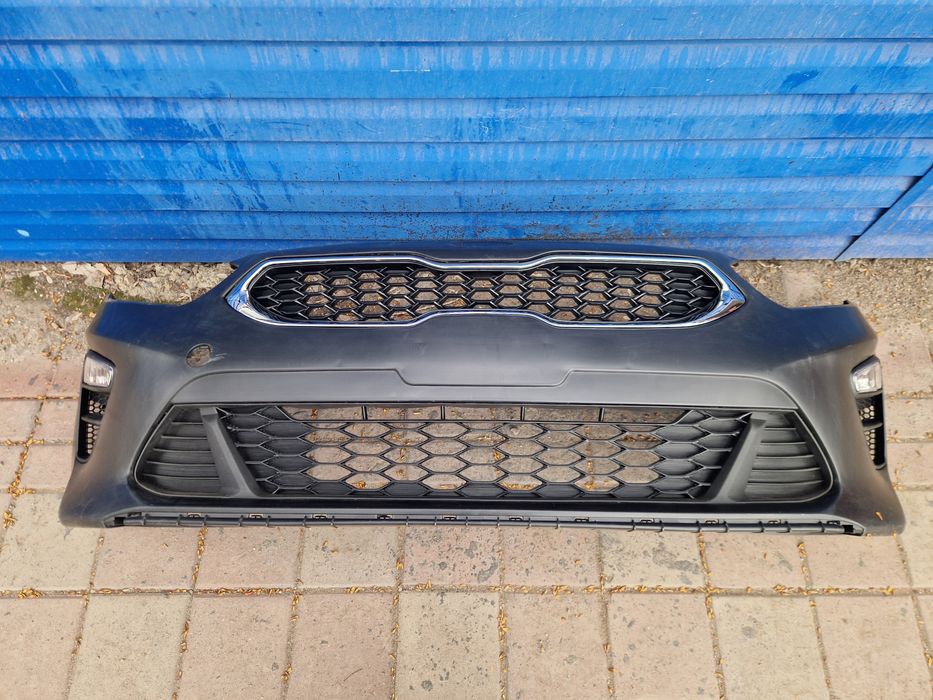 KIA CEED бампер в сборе кия сиид новый