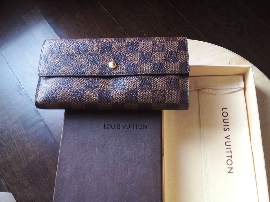 Продам Женское портмоне Louis Vuitton