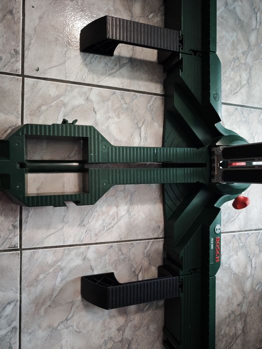 Bosch PLS 300 - statie pentru taiere, unghi 45