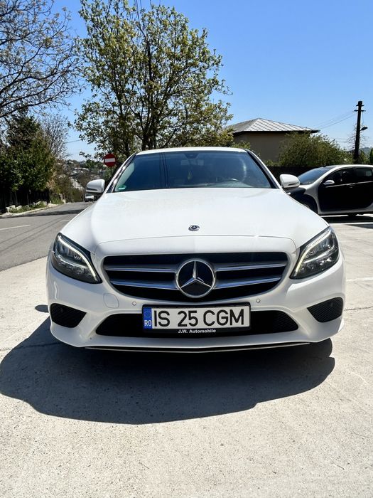Vand mercedes C class Avantgarde- Primul proprietar