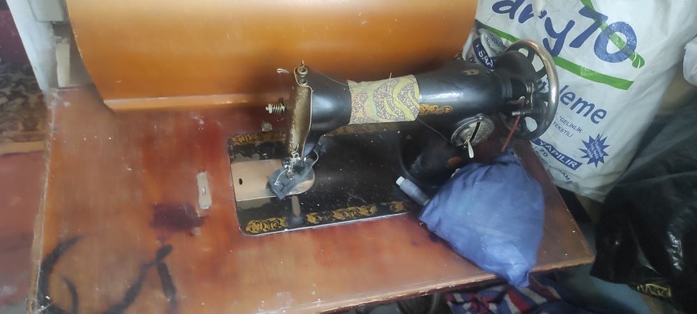 Швейная машина советский