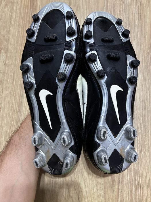 Ghete fotbal retro Nike Tiempo Mystic nr 44