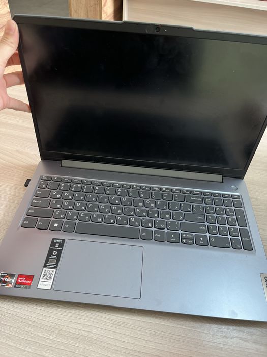 Lenovo ноутбугы сатылады