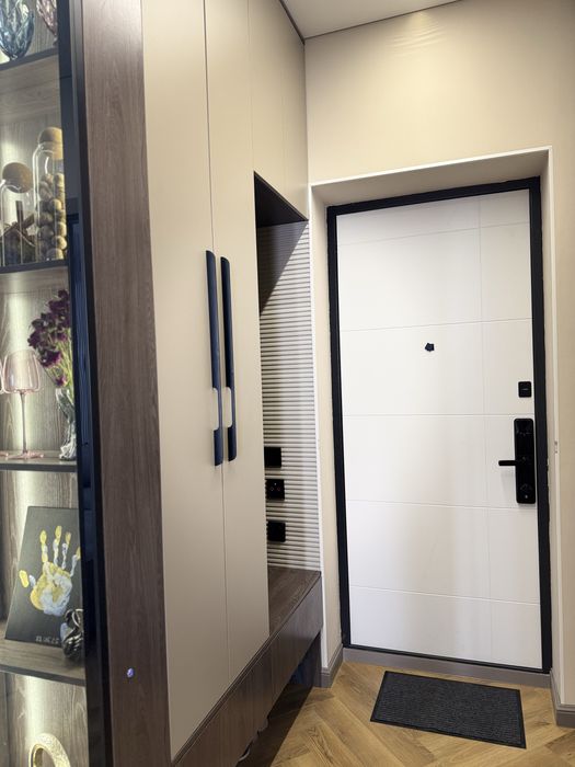 Продам квартиру двухкомнатную