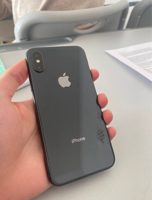 Продам iPhone XS 256GB