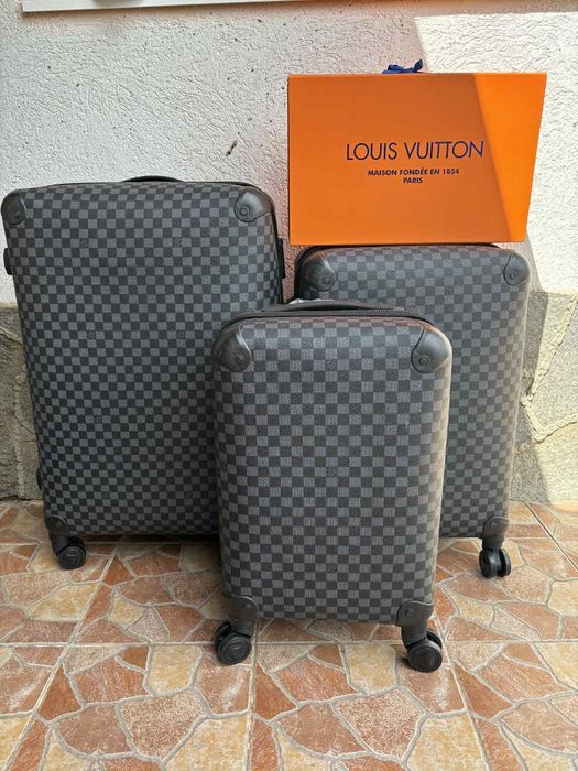 Пътнически куфари XXL L M