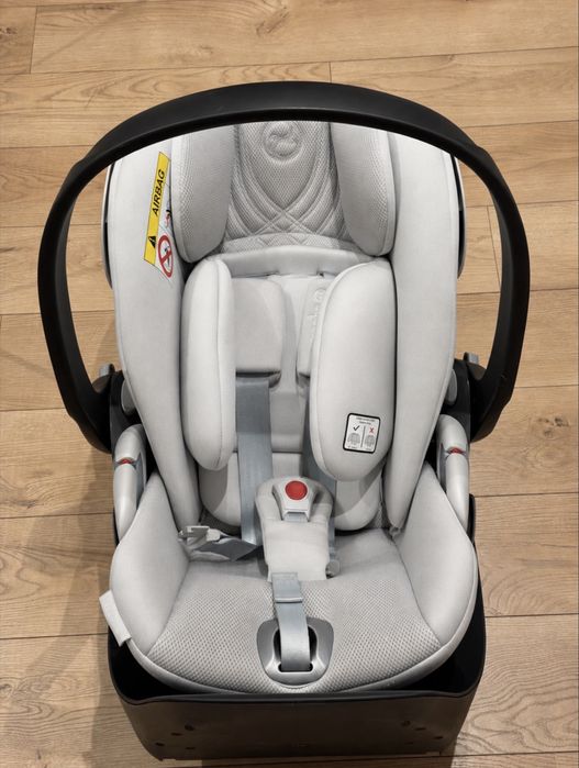Scoica Cybex Cloud T Platinum White + baza isofix