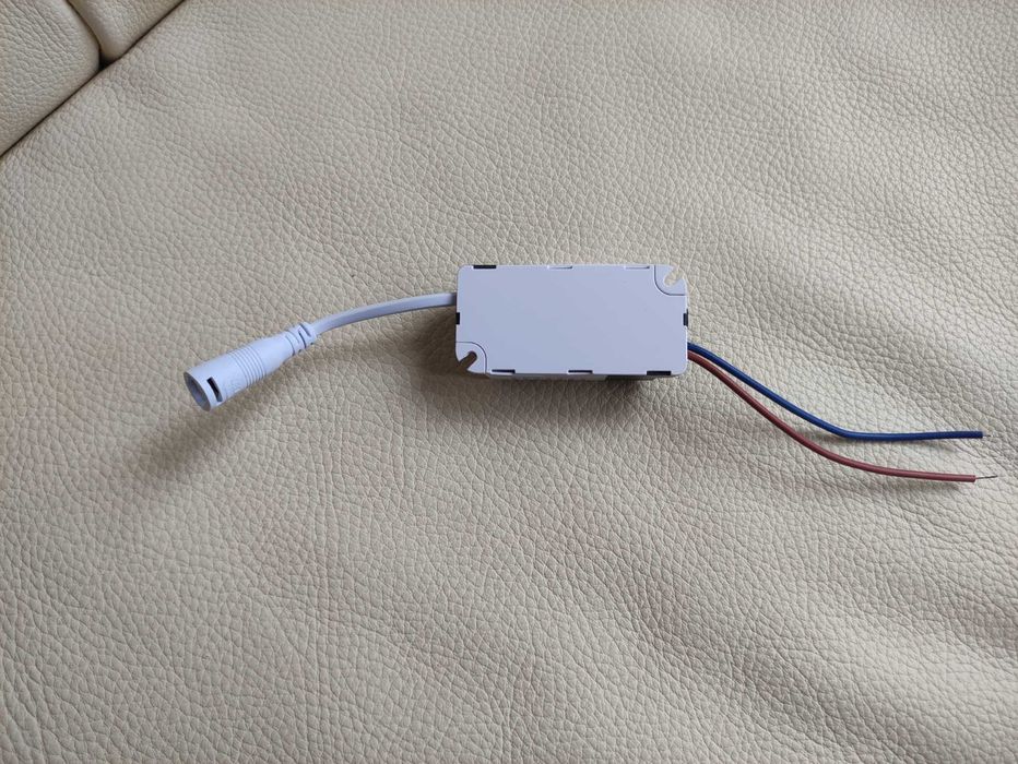 Драйвер за LED осветителни тела с мощност от 4 до 7W