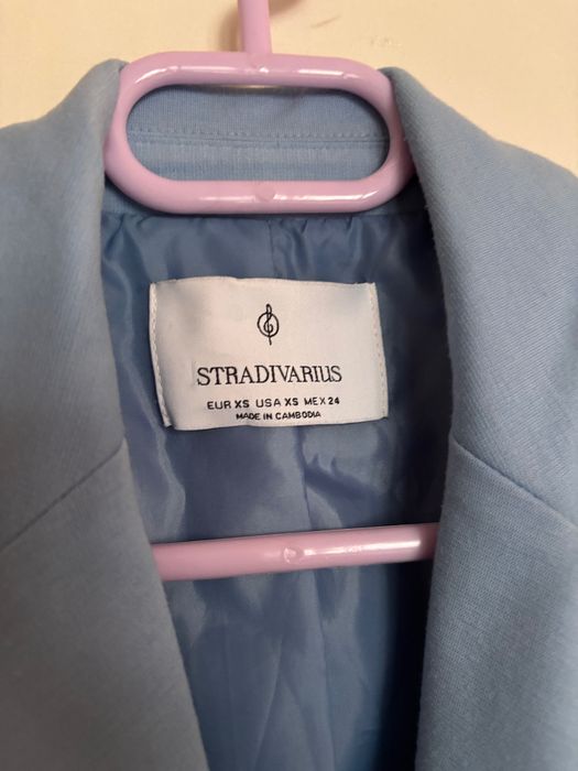 Stradivarius синьо сако