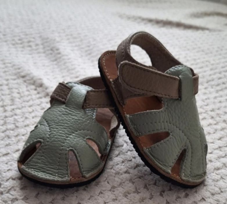 Sandale Macco mărimea 23