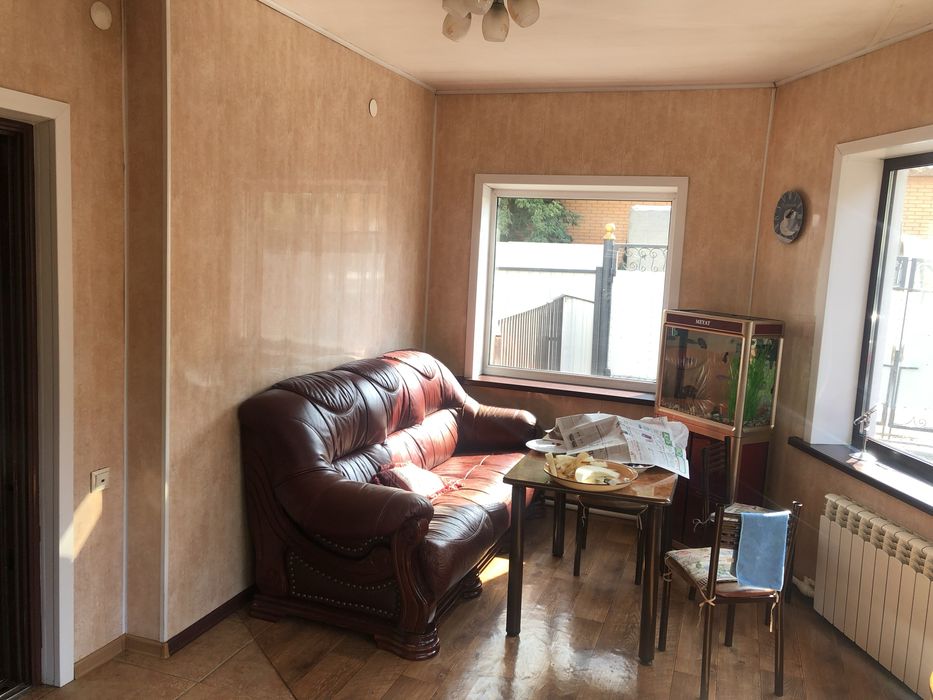 Продажа дома с гаражом