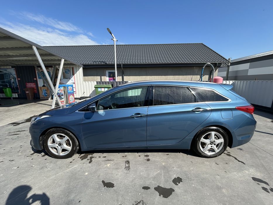 HYUNDAI i40 2012 — imagine 2