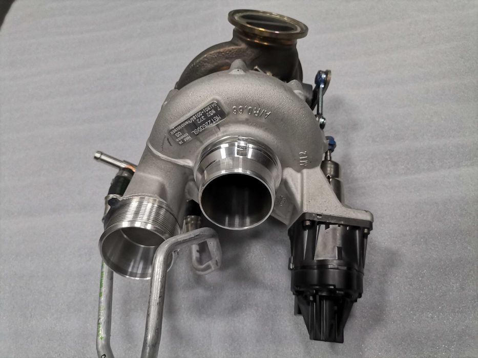 Турбокомпресор 7852372 BMW M5 F90 M8 F91 X5M F95 X6M F96 Цилиндри 1-4