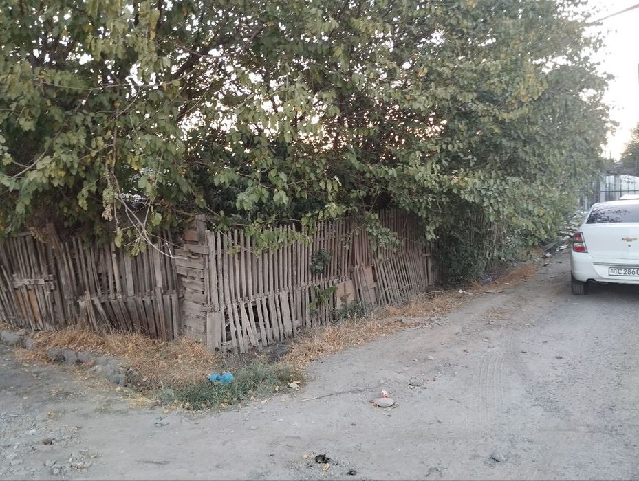 Sotiladi: Toshkent viloyati, Chirchiq shahri, Oqqovoq bo‘zida 3 sotix