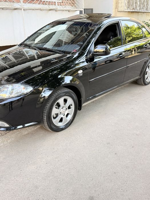 gentra sotiladi faqat naxtga