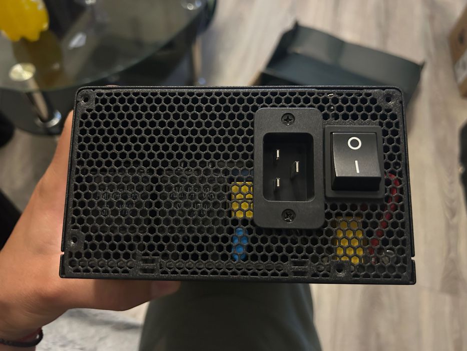 Evga super nova 1600w захранване