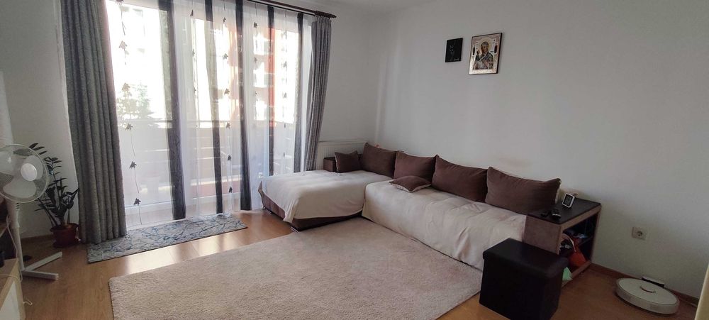 Apartament de închiriat