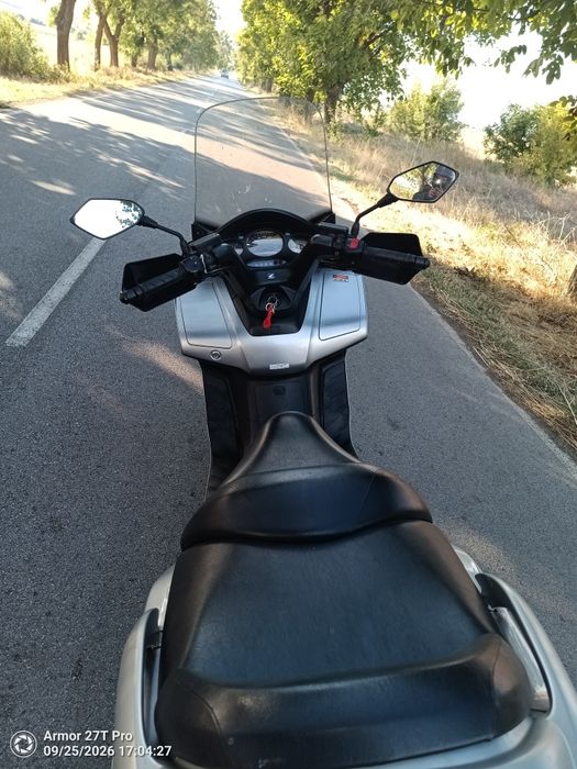 Honda silver wing 600