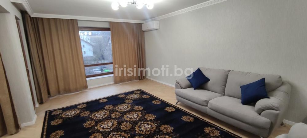 Дава се под наем Четиристаен апартамент в София, Бояна - 120 кв.м за 1100 € - Снимка #2