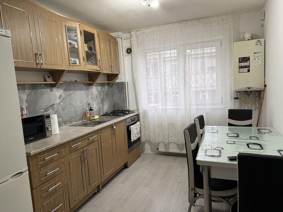 Inchiriez in regim hotelier ap cu 2 camere ULTRACENTRAL