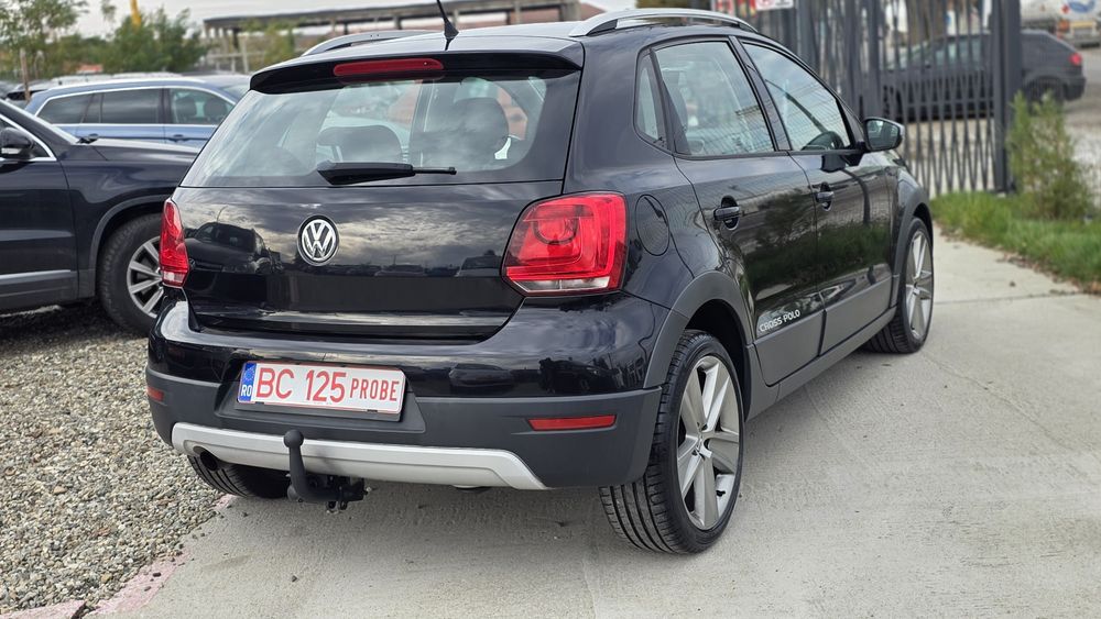 VOLKSWAGEN Polo 2012 — imagine 4