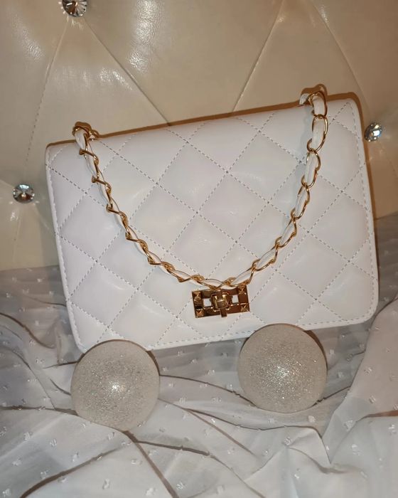 Продам сумочки по хорошим ценам i