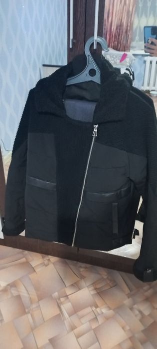 Продам куртку 25000