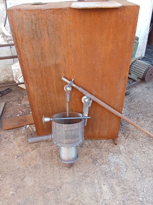 Продам качек для воды