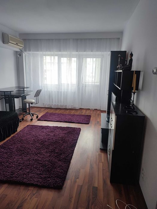 Inchiriez apartament 2 camere decomandat TROCADERO/TERMEN LUNG