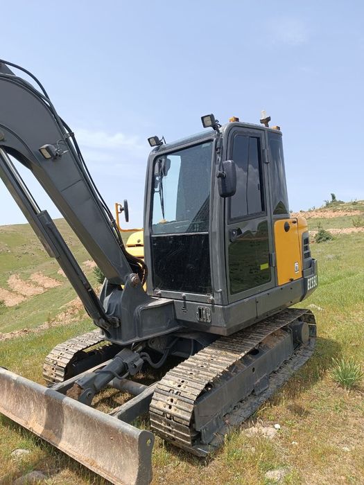 Продаётся Эксковатор VOLVO EC55C