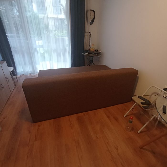 Разтегателен диван