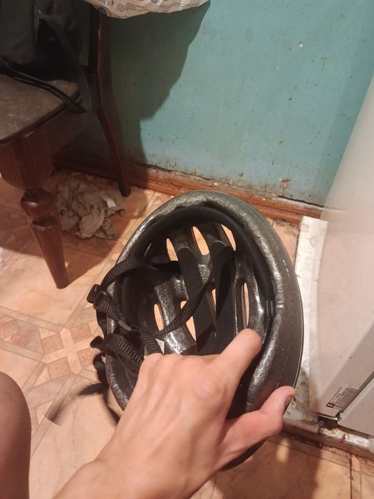 Продается шлем для велика