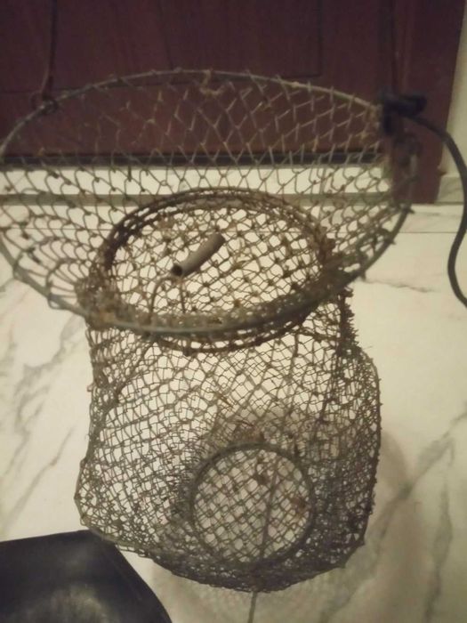 Продавам рибарски такъми-- плавници, живарник и други