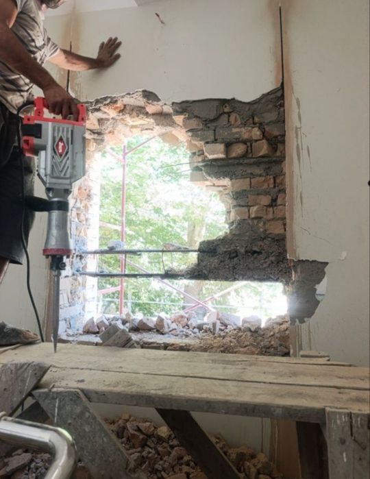 Adboynik beton rez eshik ochish