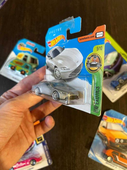 Hotwheels | Хотвилс машинка | Aston Martin DB10