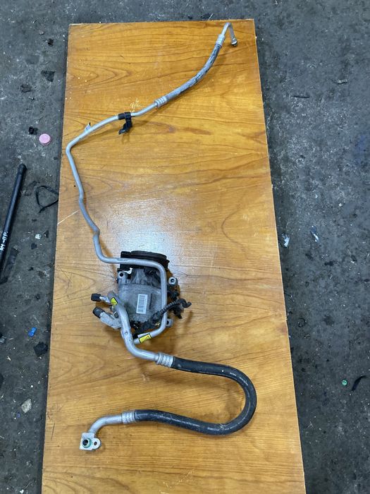 Fuat 500 2011 година 1.2i Компресор Климатик