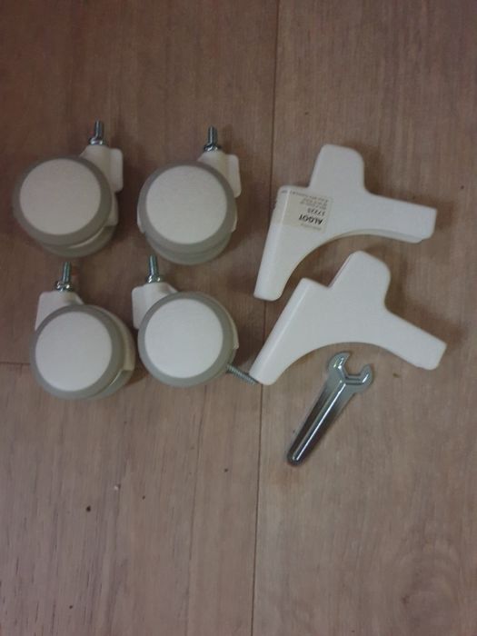 Продам комплект колёсиков ALGOT.