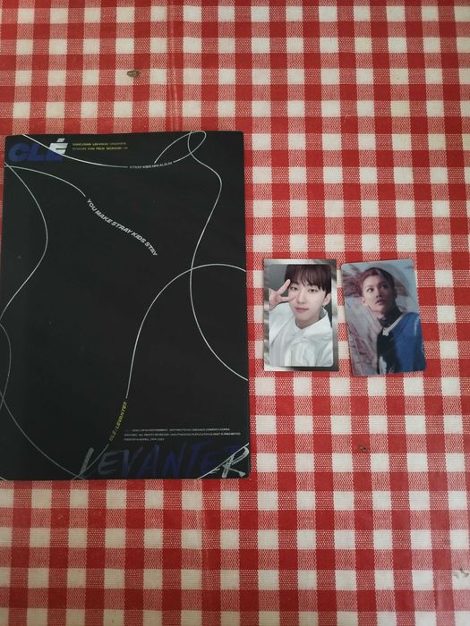 Stray Kids, CLÉ Levanter + карти