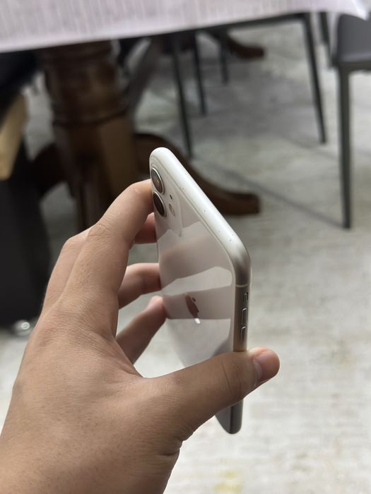 Айфон 11 срочно 64гб