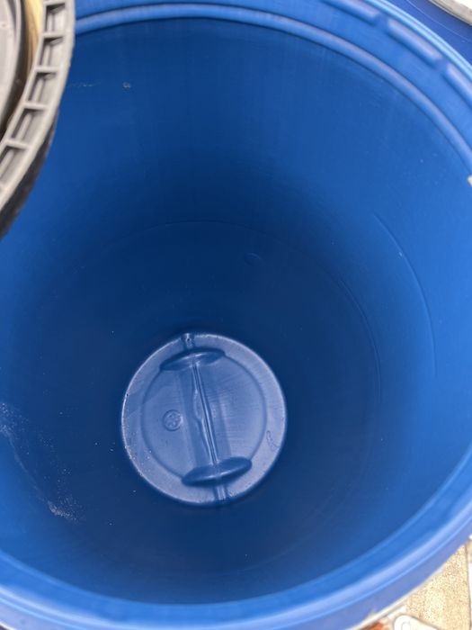 Бидон 120 литра .