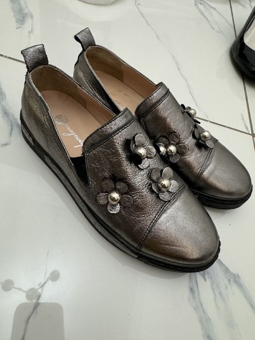 Продам обувь женскую